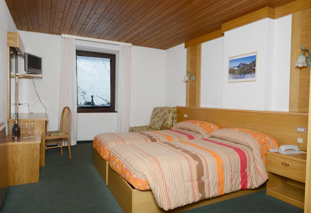 Savoia Hotel Passo del Tonale Oda fotoğraf
